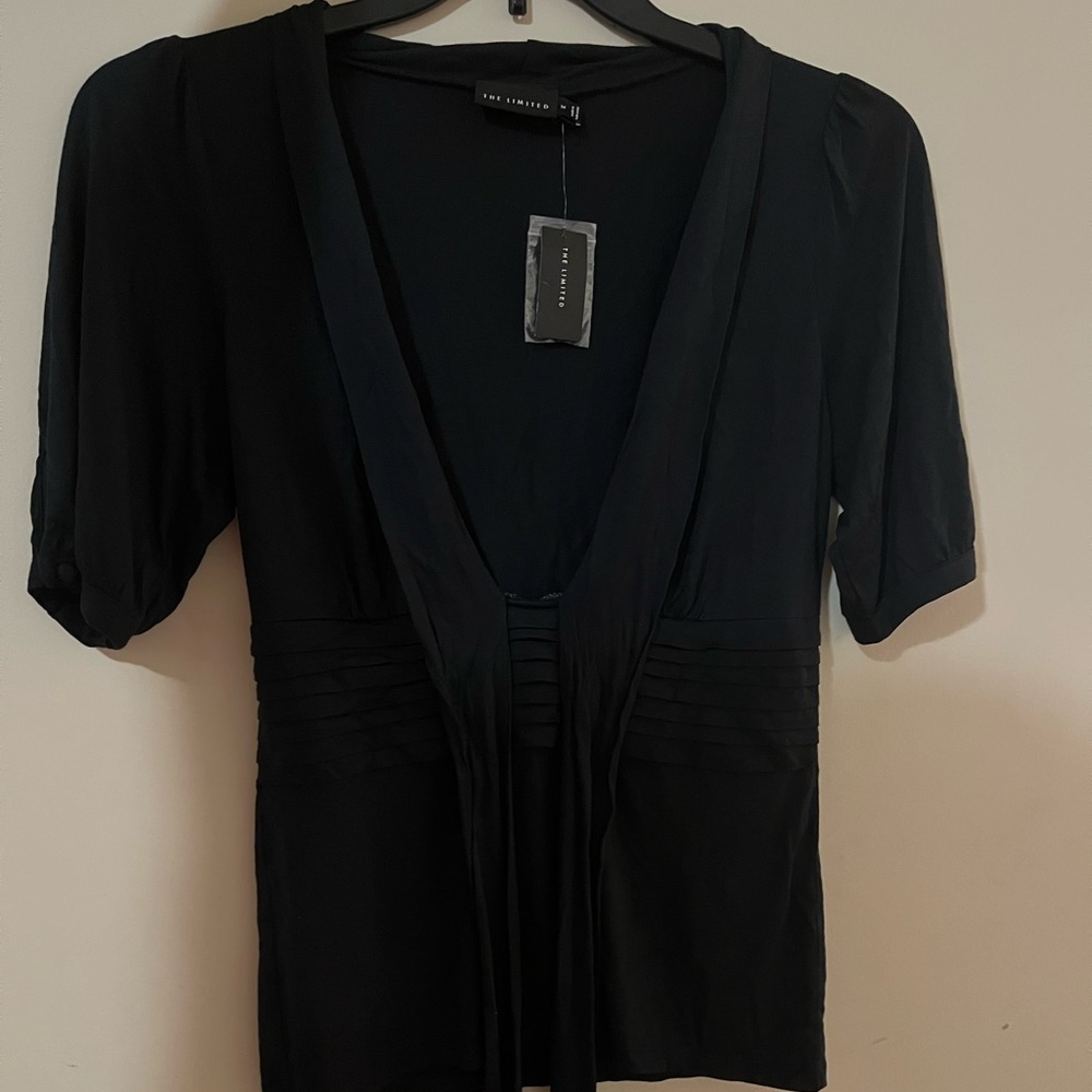 Black Top by THE LIMITED in Medium